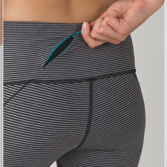 Lululemon Rebel Runner Crop Mini Pop Stripe Heathered Slate Black Size 8 - Picture 4 of 16